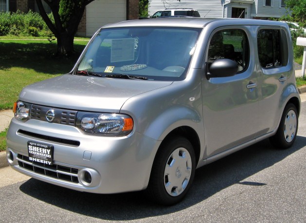 Silver Nissan Cube