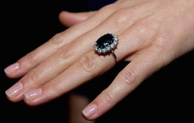 kate middleton's sapphire engagement ring