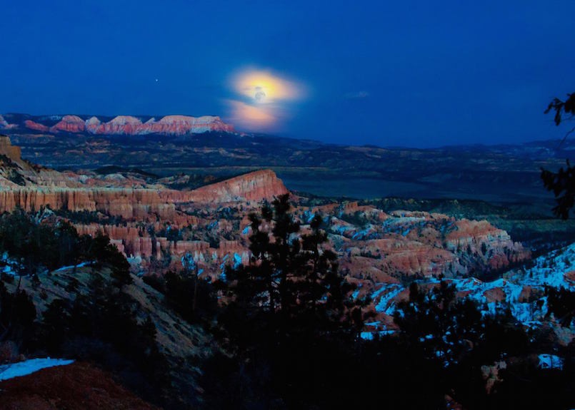 Bryce Canyon National Park full moon