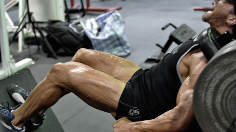 man doing leg workout