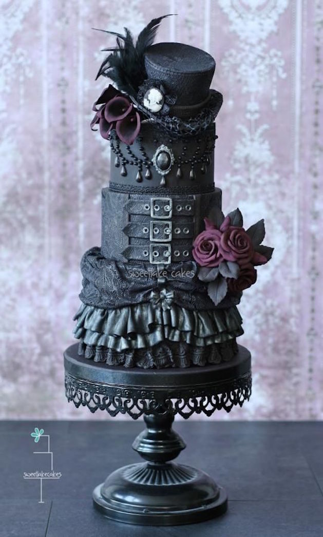 Gothic-black-wedding-cake-with-top-hat-